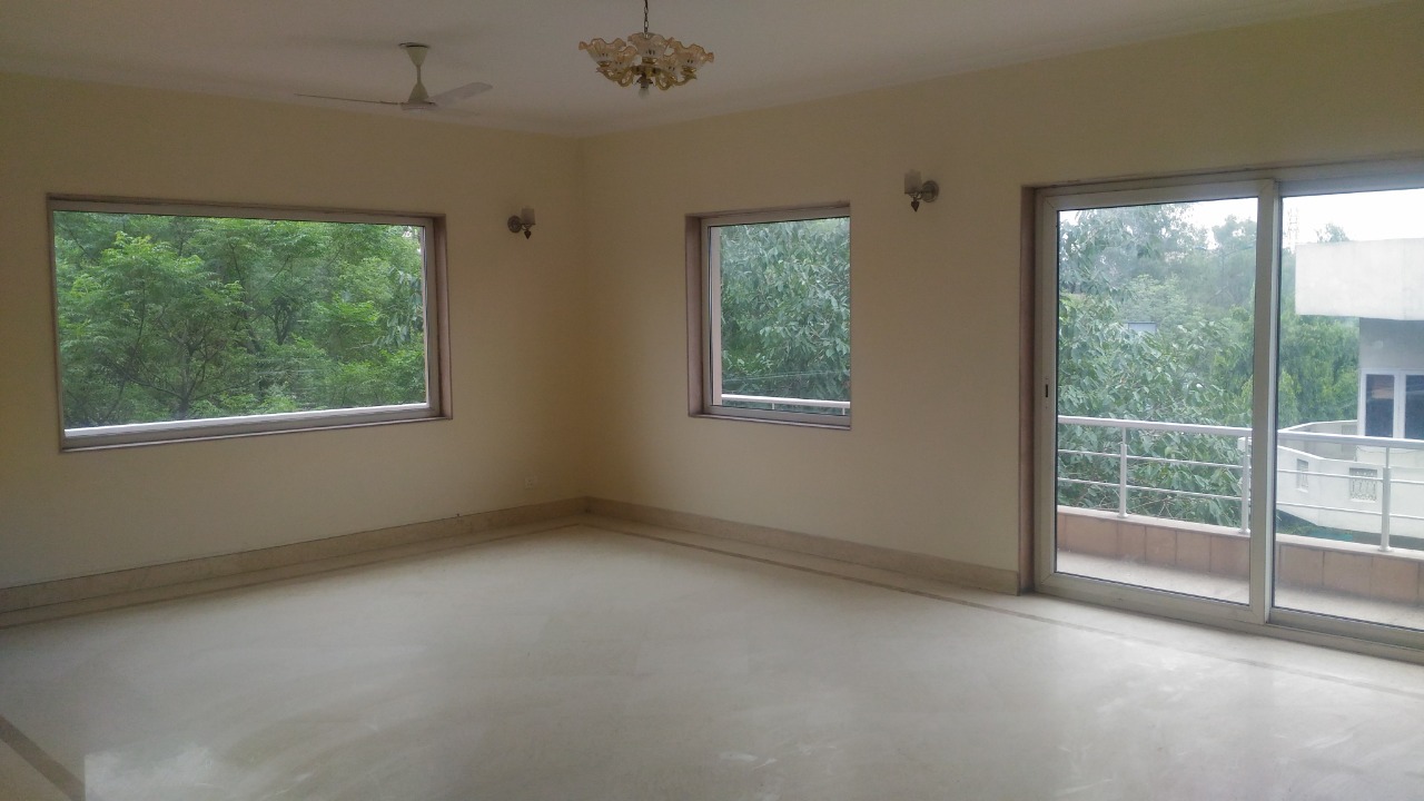 4BHK Builder Floor Available For Rent in Ishwar Nagar